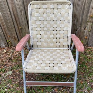 Vintage Macrame Lawn Chair Aluminum Folding High Back Outdoor Beige/White Camping Backyard Seating Tailgating Faded Arms Read Description