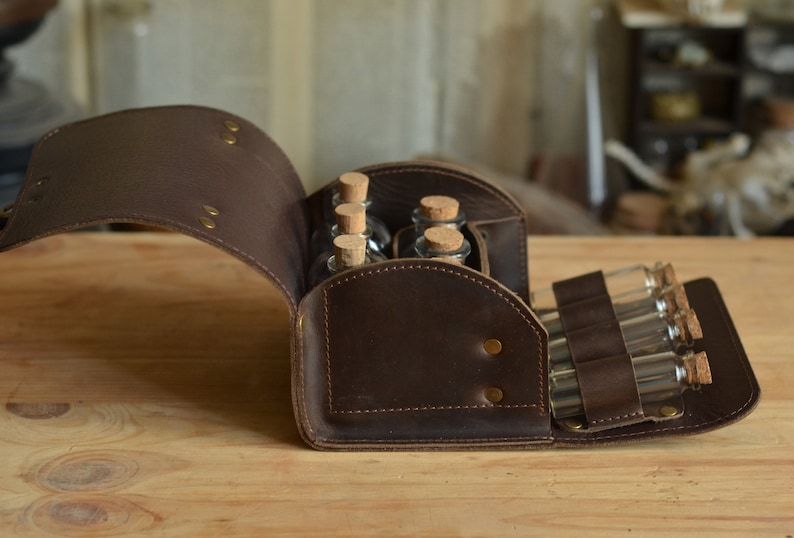 Victorian Leather Travel Apothecary Case - Thumbnail 2