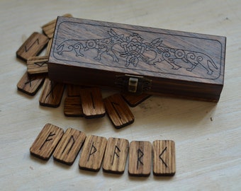 Ensemble de poche moyen de runes dans une boîte en bois de noyer, runes divinatoires de voyage, petites choses cool