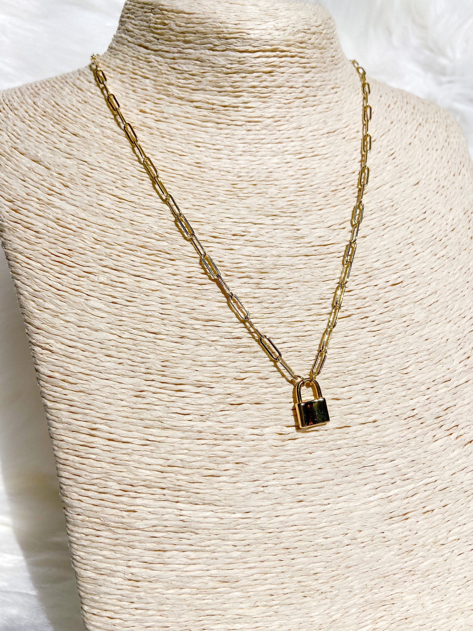 14K Gold Padlock Lock Necklace Etsy