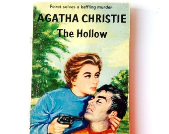 Book Vintage Fontana Book edition 1955 of THE HOLLOW Hercule POIROT mystery collector's item Agatha Christie SophiesBooks