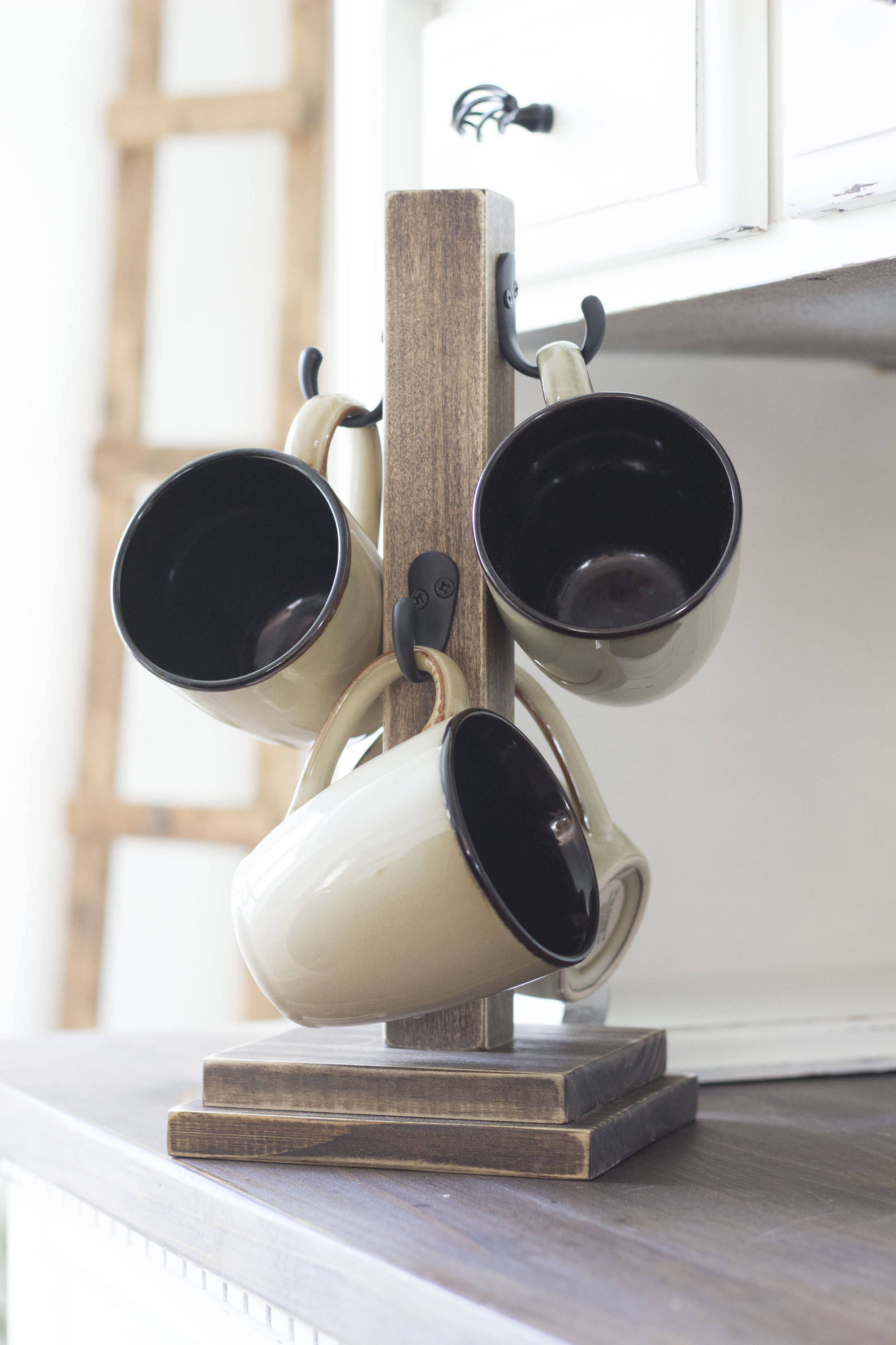 Coffee Mug Holder Mug Tree - Stable and Stylish Farmhouse Design, Non- –  BENEGIO
