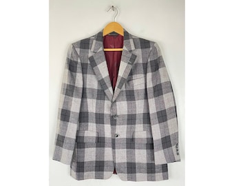 Vintage 70s Plaid Wool Blazer: Gray & Red Check Mens Sport Coat, Size 40