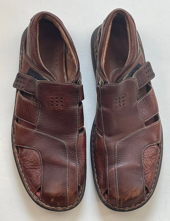 Clarks vintage sandals top
