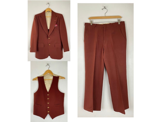70s Red Three Piece Suit Mens Size 38R & 34W, Vint