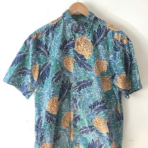 Vintage Mens Pineapple Print Hawaiian Shirt, 1990s Tropical Leaf Print Shirt, Mens Size Medium Pineapple Hawaiian Shirt, Wild Beach Print image 2
