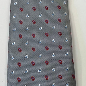 Vintage Mens Christian Dior Tie, Gray Paisley Tie, High End Designer Christian Dior Necktie, Classic Gray Paisley Tie, Business Formal Event