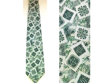 70s Wembley Green & White Print Double Tie, Vintage Green White Abstract Print Necktie, 1970s Wembley Double Side Print Polyester Tie