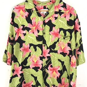 Vintage Mens Hawaiian Shirt, 1970s 2XL Black Pink Green Floral Shirt ,Bright Flowered Mens Shirt, Vintage Tropical Floral Hawaiian Shirt