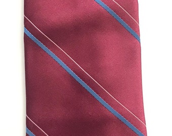 Wembley rode en blauwe diagonaal gestreepte stropdas uit de jaren 80, Wembley-stropdas, roodblauwe stropdas, diagonaal gestreepte stropdas, klassieke stropdas, polysilk stropdas, stropdas uit de jaren 80
