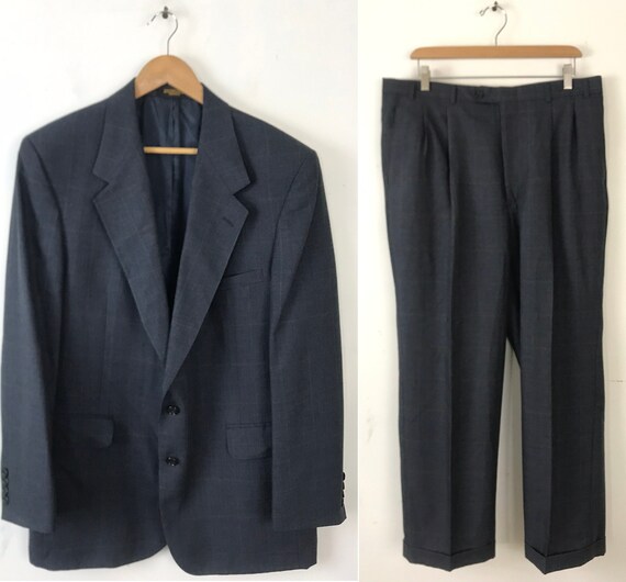90s Dark Gray Plaid Two Piece Suit Mens Size 44L &