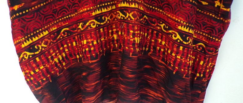 Print Fire 90s Red /& Yellow Printed Shirt Mens Size XL Bold Shirt Hawaiian Shirt Red Yellow Retro Shirt Print Shirt Abstract Shirt