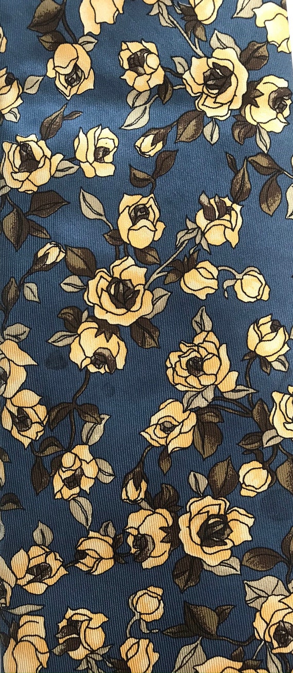 90s Blue & Yellow Flowers Tie, Flowered Necktie, … - image 3