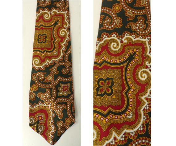 Classic Reddish Brown Paisley Tie – Vintage - agrohort.ipb.ac.id