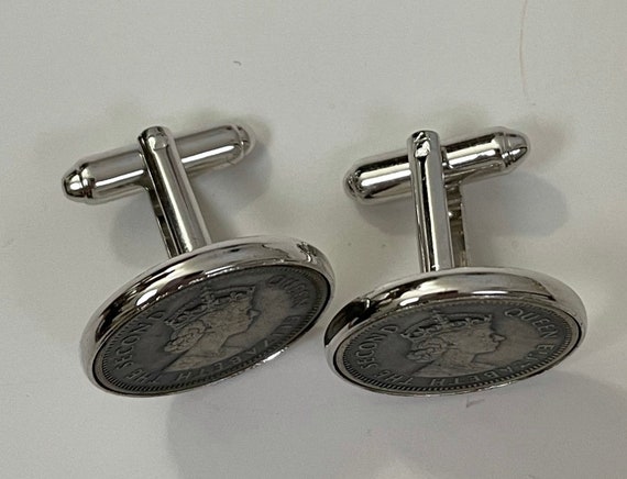 Vintage Queen Elizabeth II Coin Cuff Links, Queen… - image 3