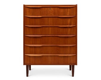 Vintage Danish Mid-Century Six Drawer Dresser in Teak