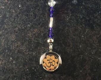 Om Amethyst Clear Quartz Gemstone Mini Heart String Aromatherapy Diffuser