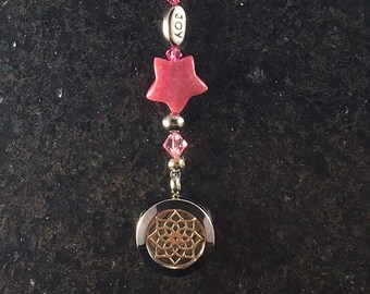JOY Rhodonite Gemstone Mini Heart String Aromatherapy Diffuser