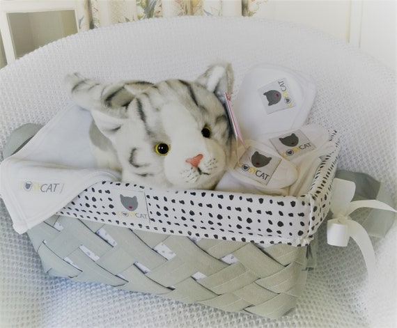 newborn baby gift hamper