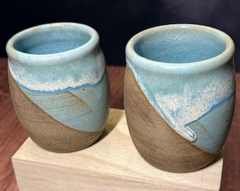 Beaux gobelets à vin turquoise - Poterie en grès
