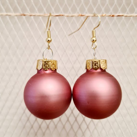 Christmas earrings with pink baubles