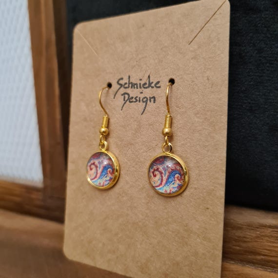 Earrings with round floral Zen cabochons