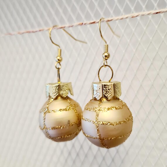 Christmas earrings with beige baubles and glitter :)