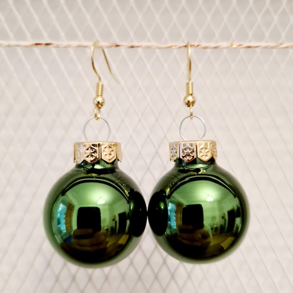 Christmas earrings with green balls