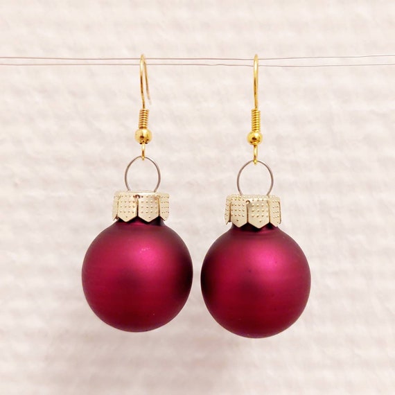 Christmas earrings with dark red balls matte or shiny to match the Christmas tree :)