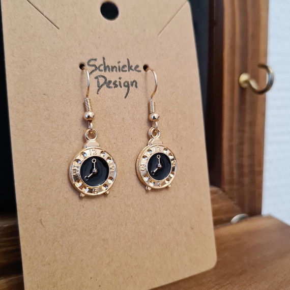 "Clock" earrings made of enamel