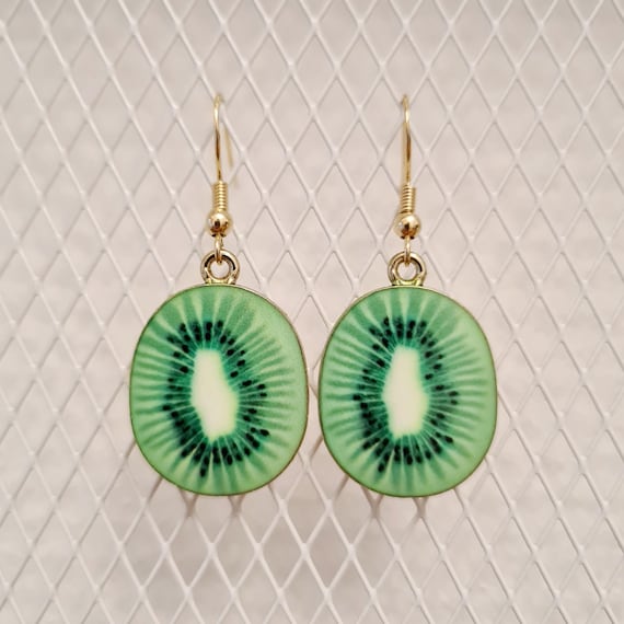 Enamel earrings with green kiwi motifs