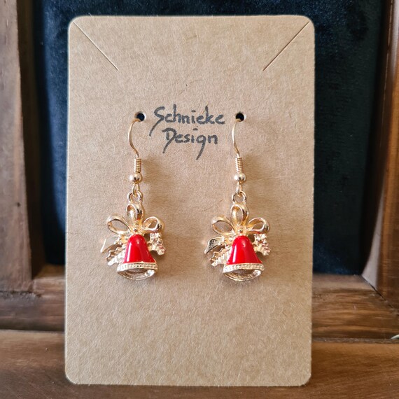 Earrings with majestic bells