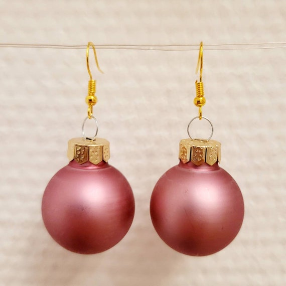 Christmas earrings with pink balls