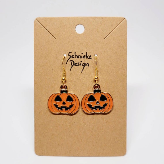 Earrings with orange pumpkins