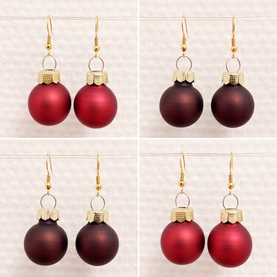Earrings Christmas with matt red and brown balls