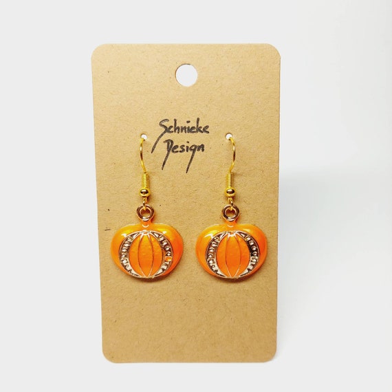 Earrings with orange pumpkins