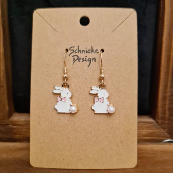 Earrings with cute enamel bunnies