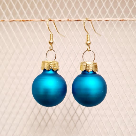 Christmas earrings with blue balls - matte or shiny