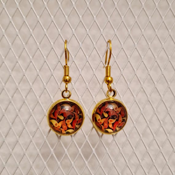 Earrings with round floral Zen cabochons