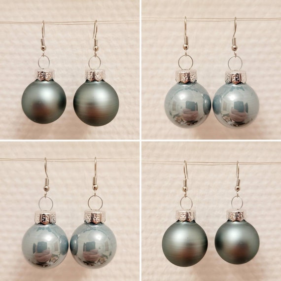 Earrings Christmas with mint green balls