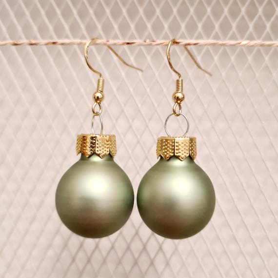 Christmas earrings with sage green spheres - matte or glossy