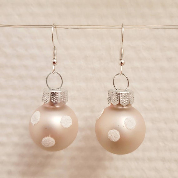 Christmas earrings with delicate pink balls