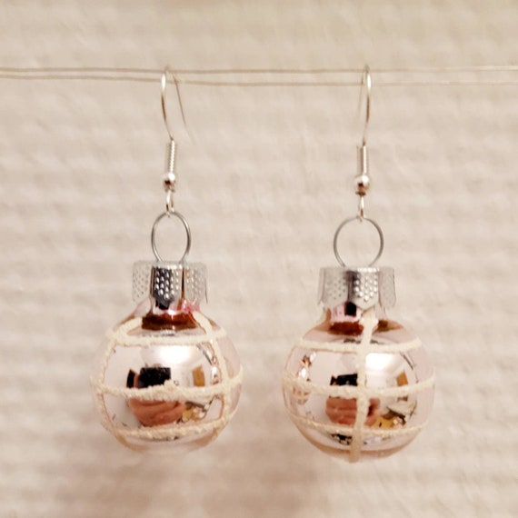 Christmas earrings with delicate pink balls