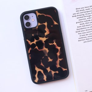 Tortoise Shell Tortoiseshell Pattern Brown Black Print Phone Case/Cover For iPhone 7 8 11 12 13 14 15 16 Pro Max Plus Mini 16e SE