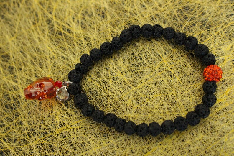 Beaded bracelet and skull