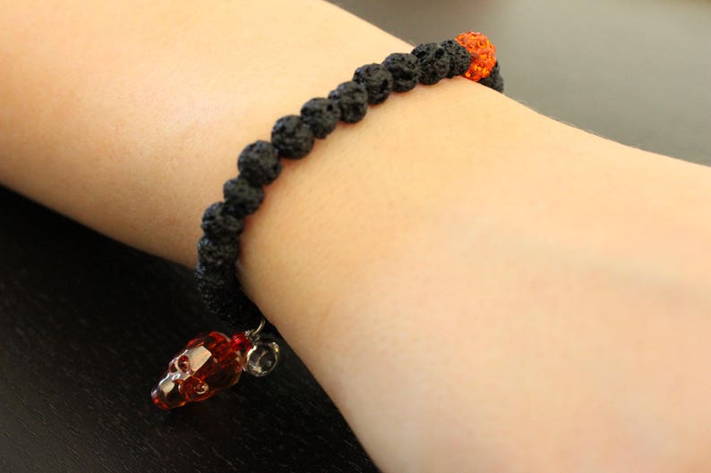 Beaded bracelet and skull