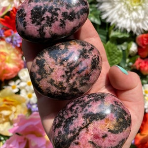 Rhodonite Palm Stone, High Quality Pink Polished Rhodonite Gallet