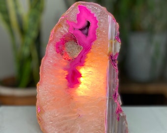 Pink Crystal Agate Geode Crystal Lamp, Druzy Crystal Table Lamp, Crystal Gift for Mom