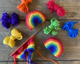 Teeny Tiny Rainbow Knitting Pattern