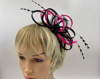 Black and fuchsia pink fascinator, hot pink fascinator, dainty black and cerise pink fascinator, elegant fascinator for weddings /races